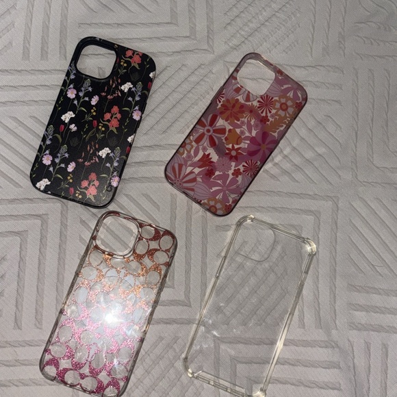iPhone 15 cases bundle - Picture 13 of 13